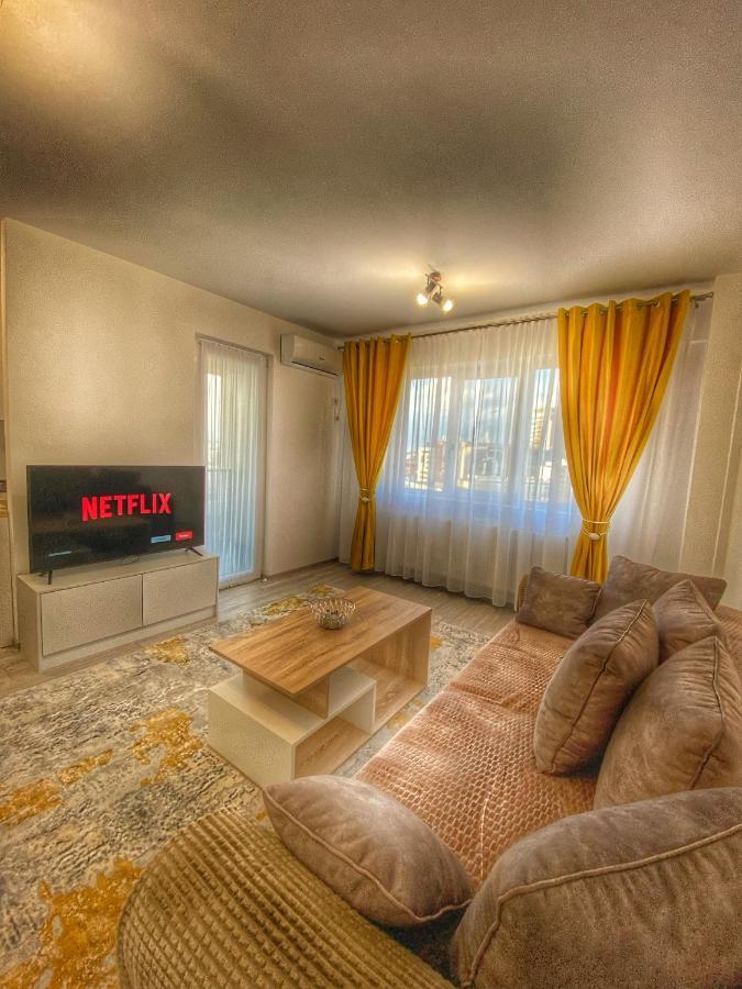 Homey Apartament 2 Rooms Palas Mall ヤシ エクステリア 写真