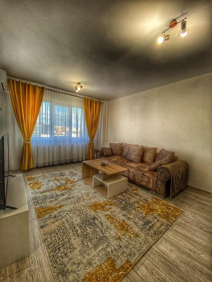 Homey Apartament 2 Rooms Palas Mall ヤシ エクステリア 写真