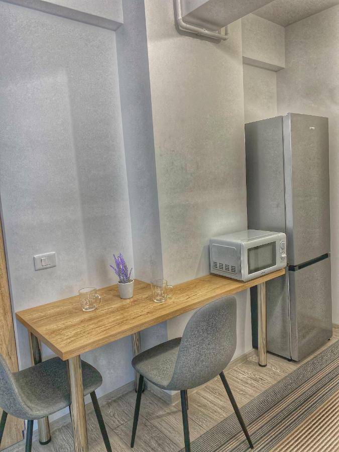 Homey Apartament 2 Rooms Palas Mall ヤシ エクステリア 写真